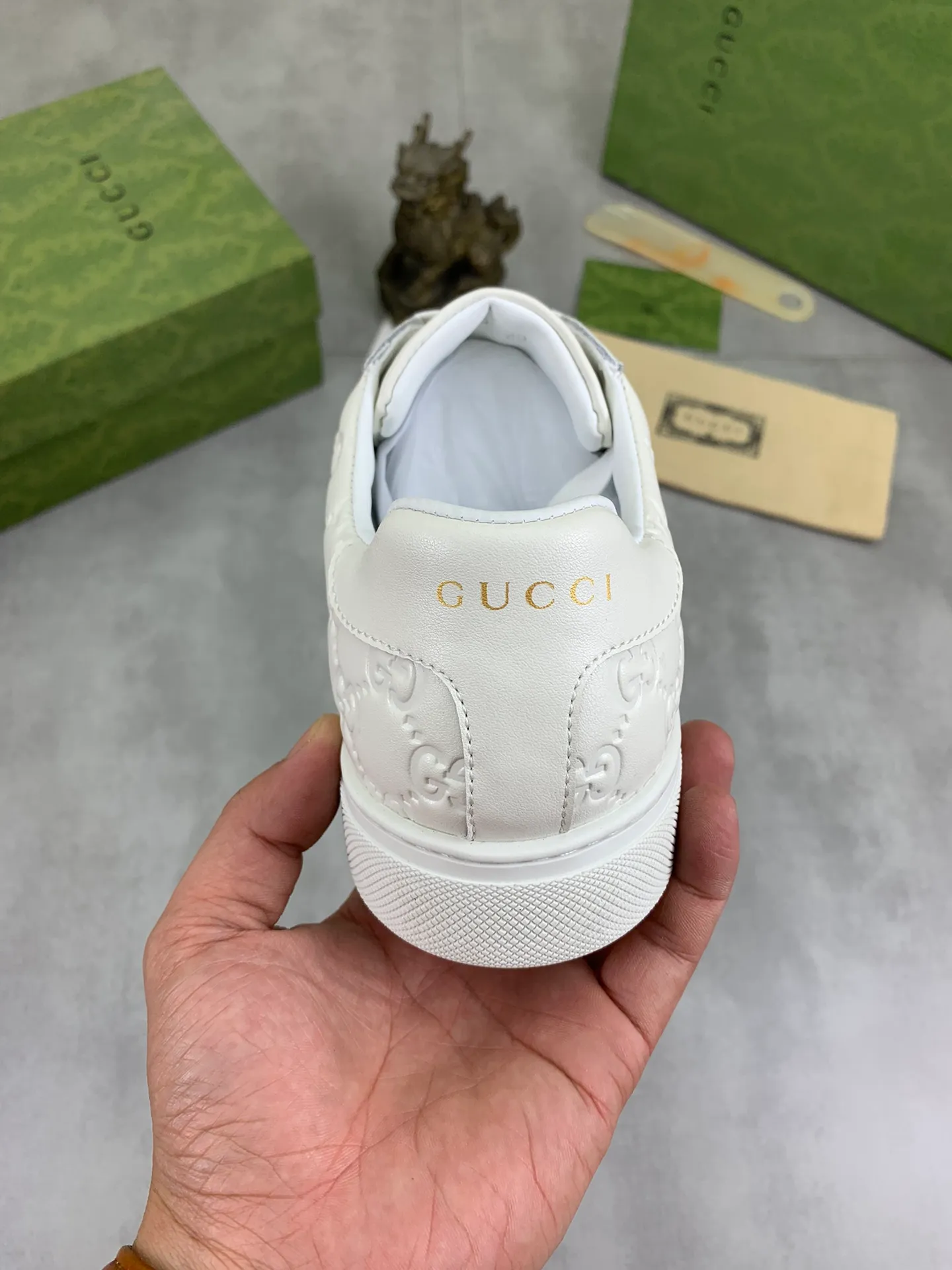 Men's shoes 💰P440💰 [New model] (GUCCI) official website's latest 🎁🎁casual and fashionable men's shoes 👟, hot style 💥 style is simple and elegant, exclusive for trendy men. Unique official website's latest brand double G elements 👑Original Gucci decoration, fashionable and generous, the fabric is original frosted calfskin ✅Fully imported first-layer pigskin lining, the official website specifies wear-resistant, lightweight original rubber casual outsole, the classic model is taken in kind at the counter🎬38-44 4️⃣ colors available